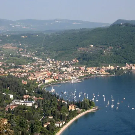 Le Giare Apartman *